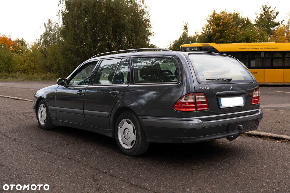 Mercedes-Benz Klasa E - 3