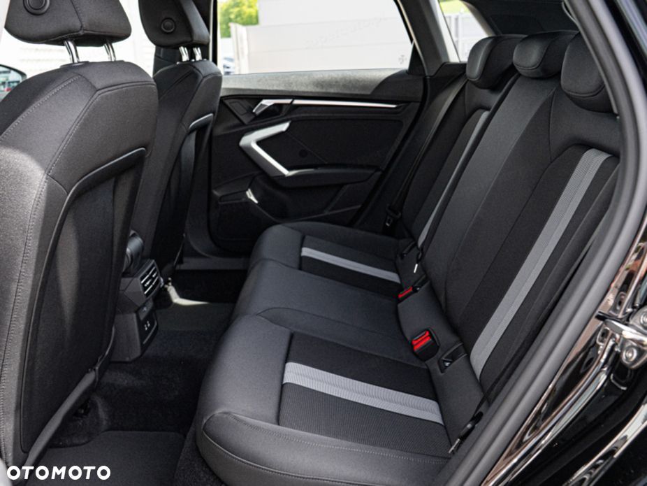 Audi A3 Sportback 30 TFSI mHEV S tronic - 15