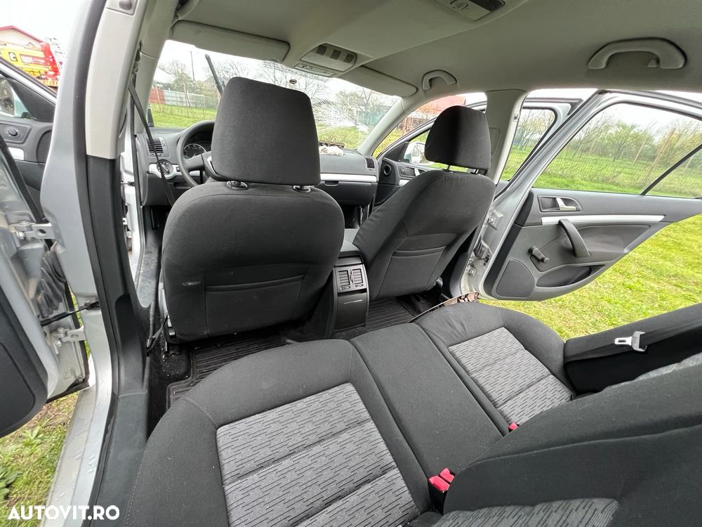 Skoda Octavia 1.6 MPI - 23