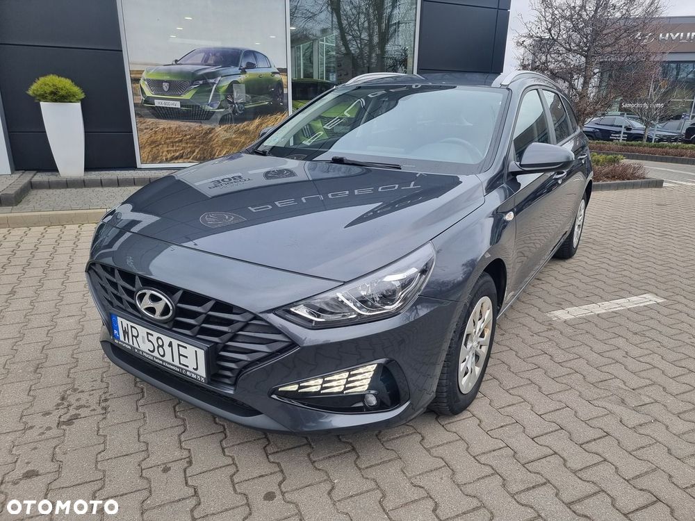 Hyundai i30 1.5 DPI Classic + - 3