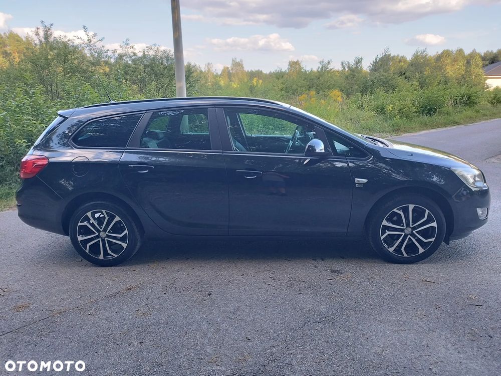 Opel Astra 1.4 T Edition 150 - 10