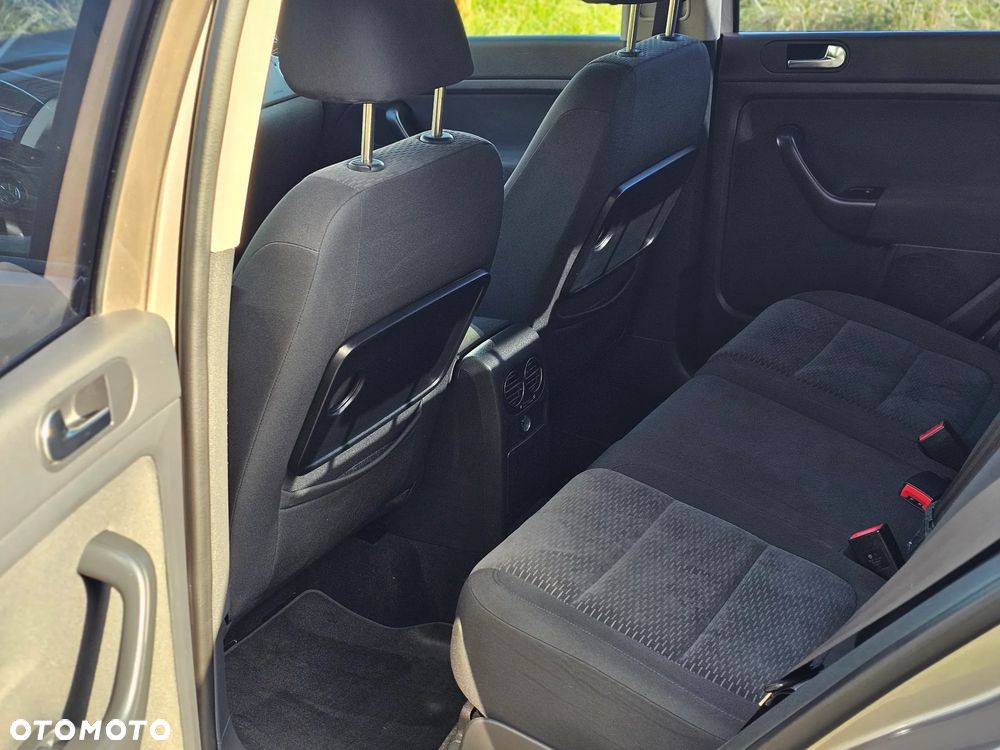 Volkswagen Golf Plus 2.0 TDI Comfortline - 7