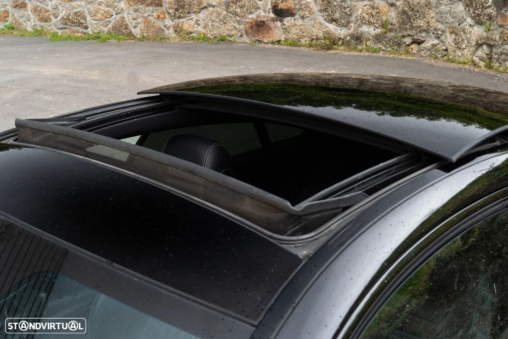 Mercedes-Benz E 220 d AMG Line - 44