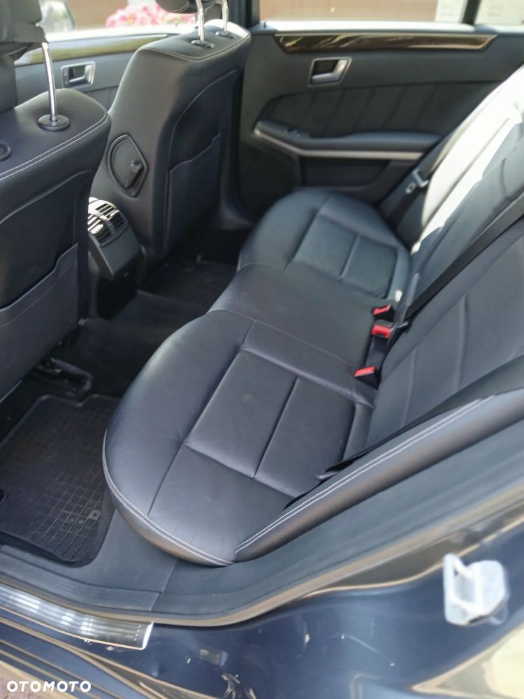 Mercedes-Benz Klasa E - 17