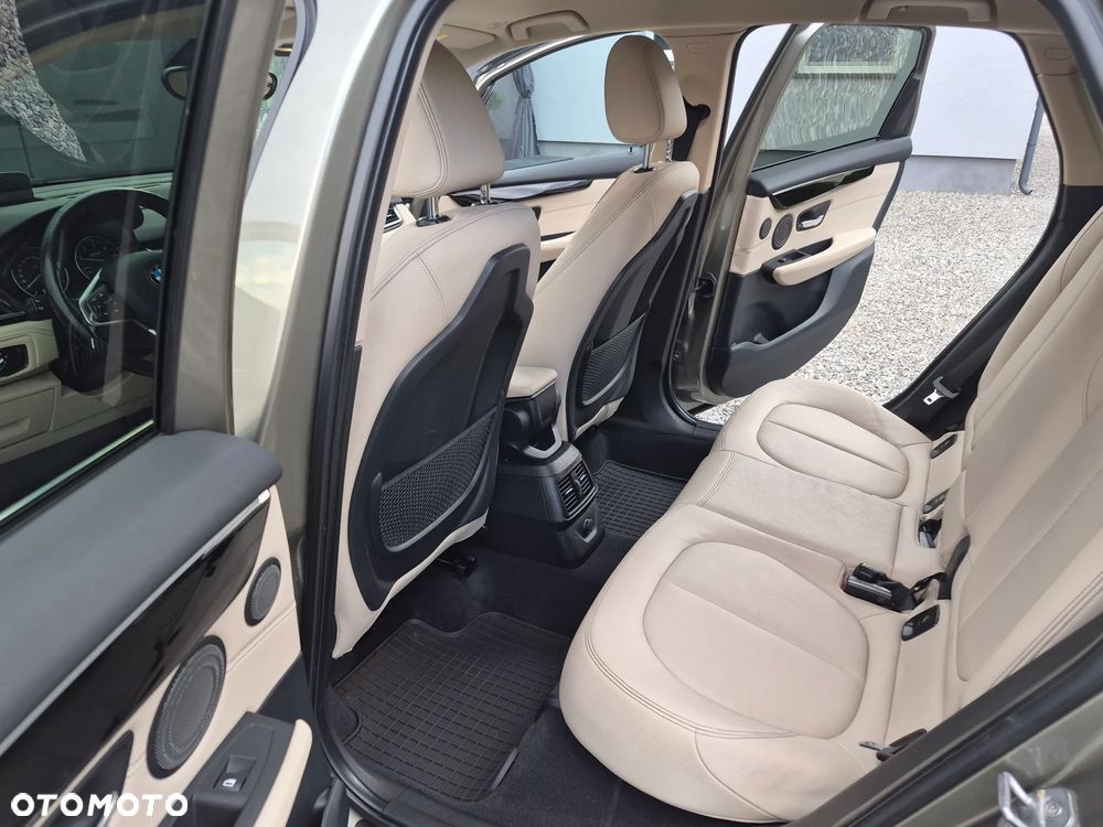 BMW Seria 2 218d Sport-Aut Luxury Line - 6