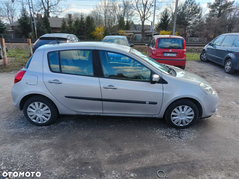 Renault Clio - 3