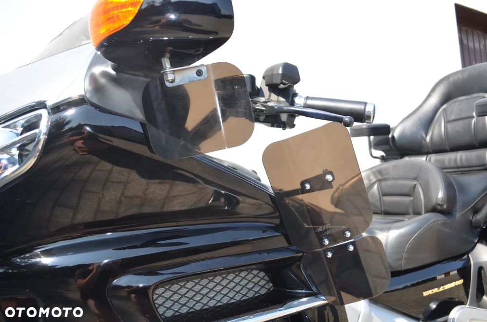 Honda GL - 32