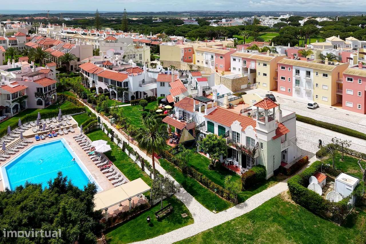 Apartamento com 2 Quartos, Terraço e Piscinas,  em Vilamoura - Grande imagem: 3/55