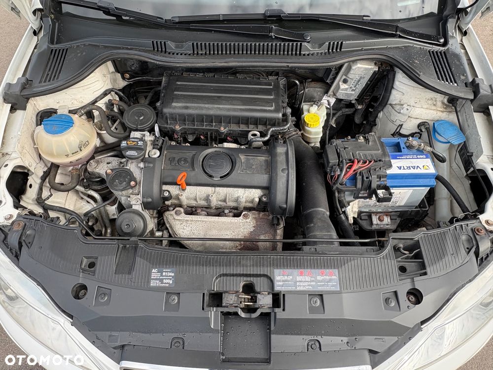 Seat Ibiza SC 1.6 16V Sport - 9