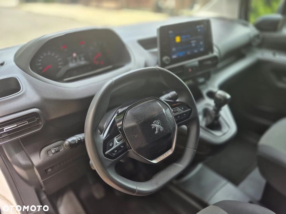 Peugeot Partner  1,5 Diesel 130 KM, Full Bogata Wersja, Faktura 23% - 7