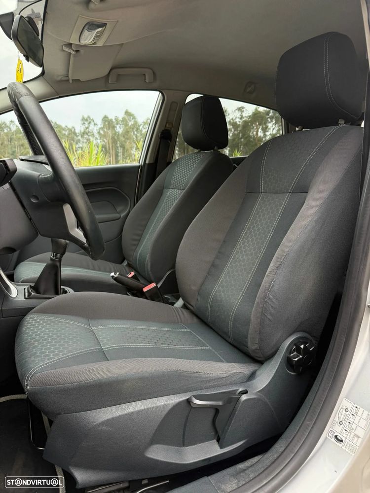 Ford Fiesta 1.25 Titanium - 10