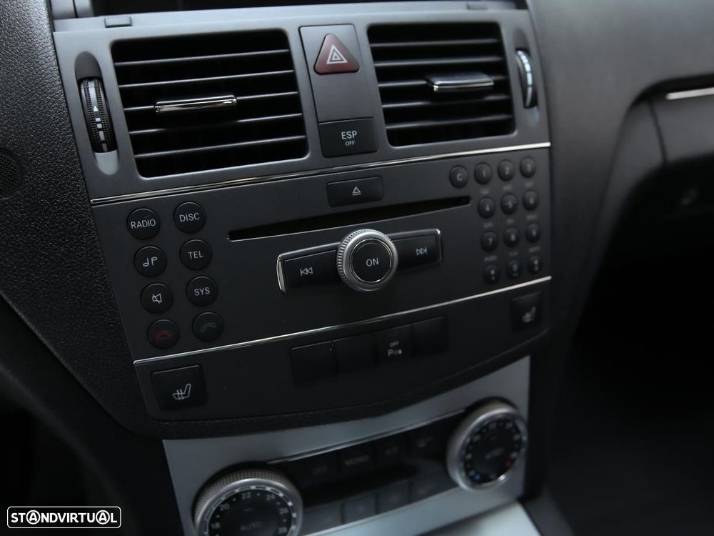 Mercedes-Benz C 200 - 21