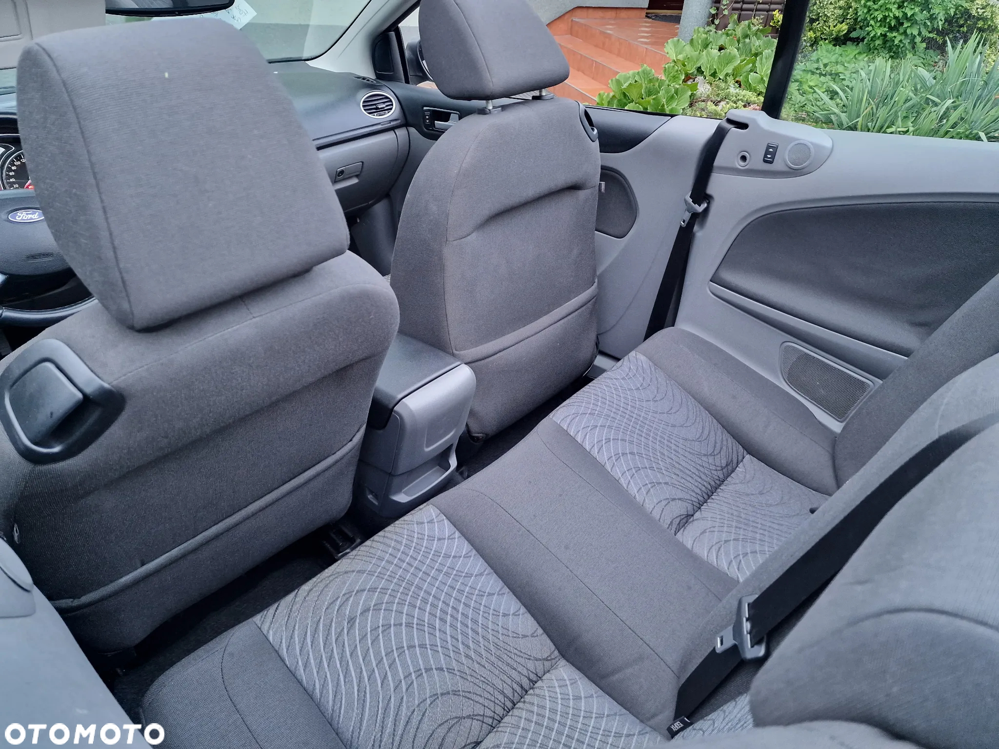 Ford Focus CC 2.0 TDCi Trend - 16