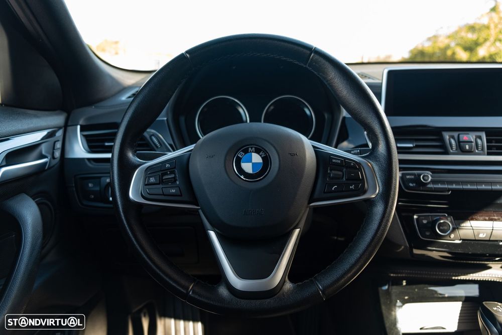 BMW X2 25 e xDrive - 23