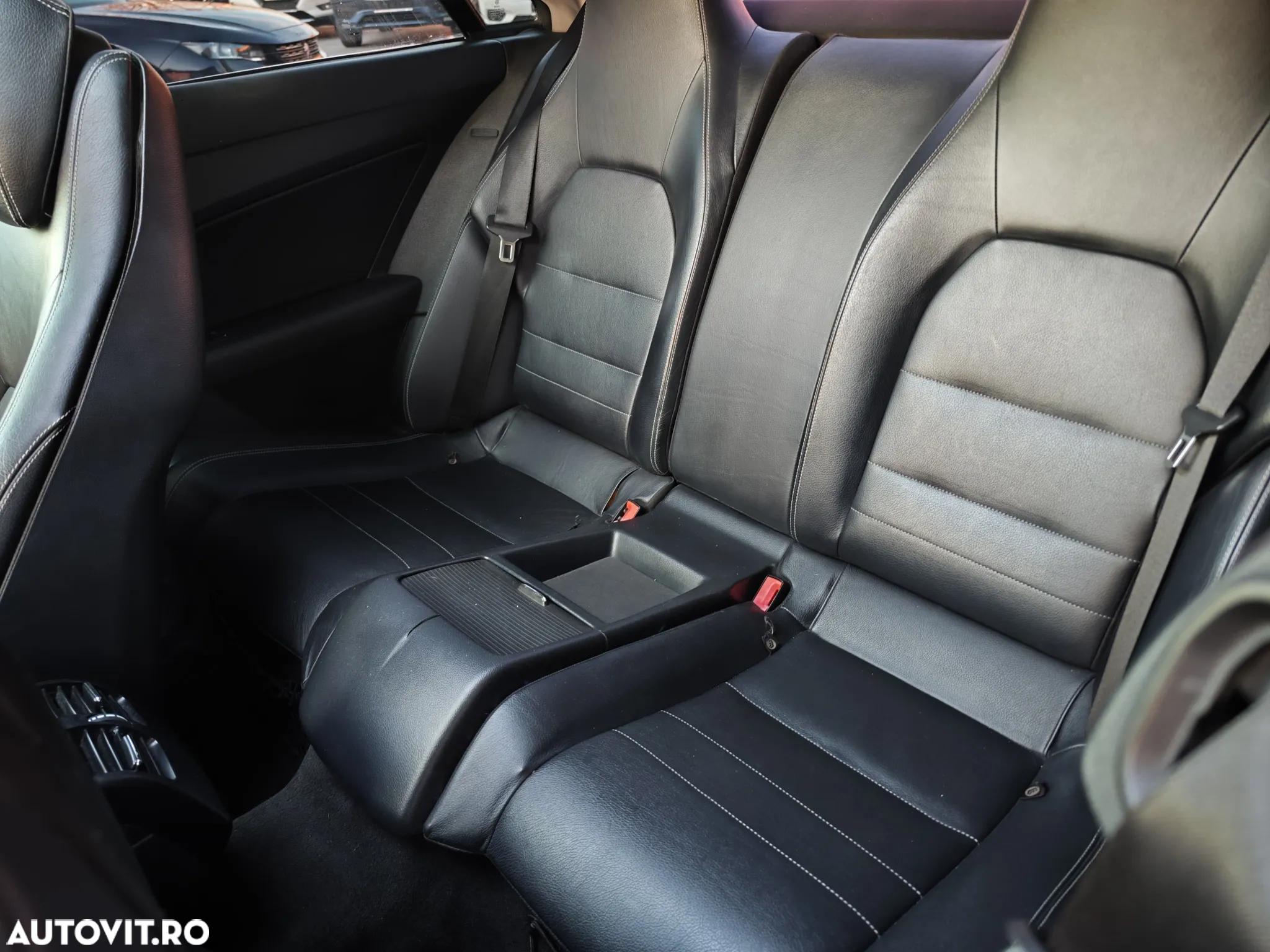 Mercedes-Benz E 350 CDI BlueEfficiency - 12
