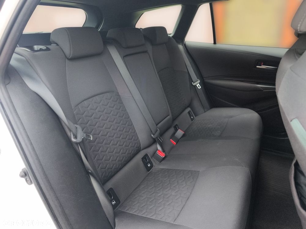 Toyota Corolla 1.8 Hybrid Comfort - 11