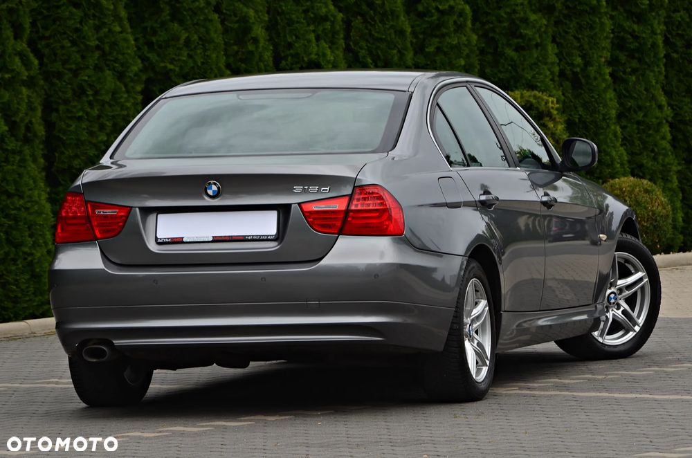 BMW Seria 3 318d - 3