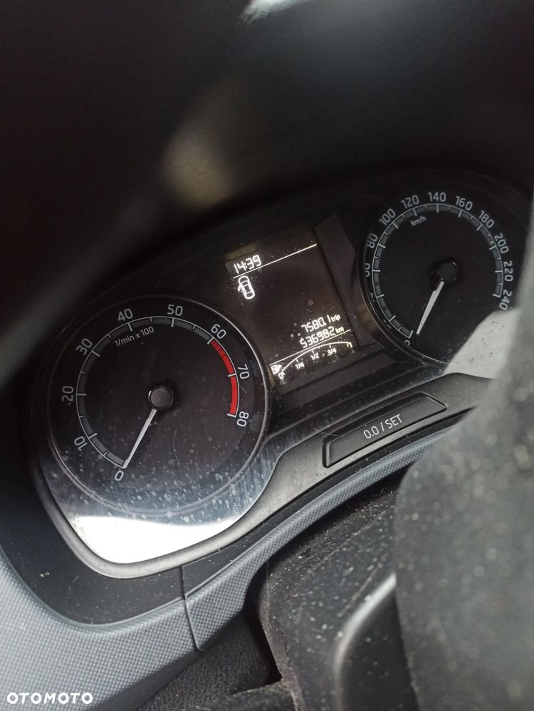 Skoda Fabia 1.0 Active - 9