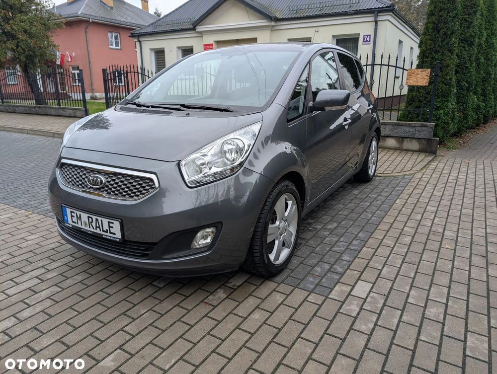 Kia Venga 1.6 L - 17