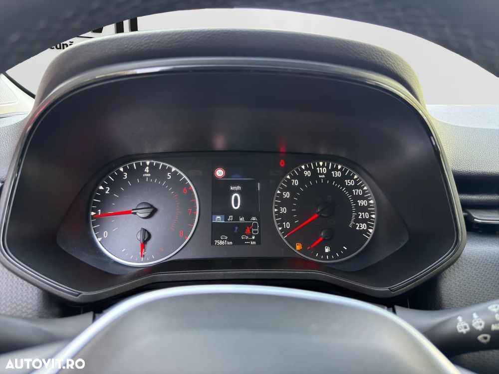 RENAULT Clio 2024 — imagine 12