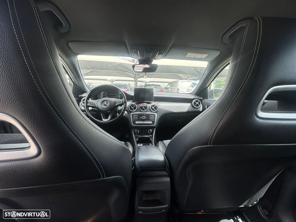 Mercedes-Benz A 180 d AMG Line Aut. - 17