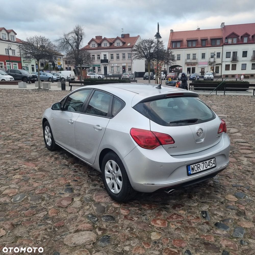 Opel Astra - 7