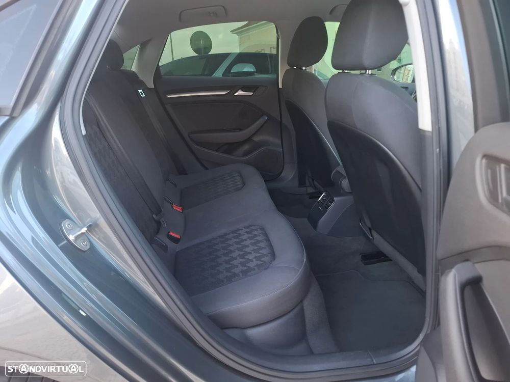 Audi A3 Limousine 1.6 TDI Advance - 39