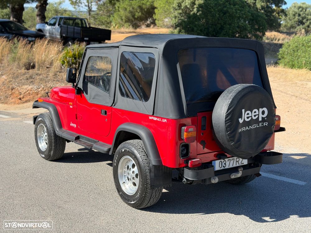 Jeep Wrangler - 7