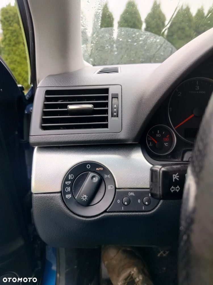 Audi A4 Avant 2.0 TDI - 17