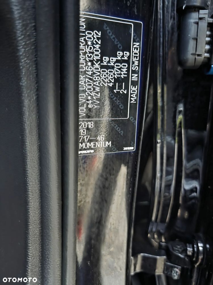 Volvo V60 D4 Momentum - 30