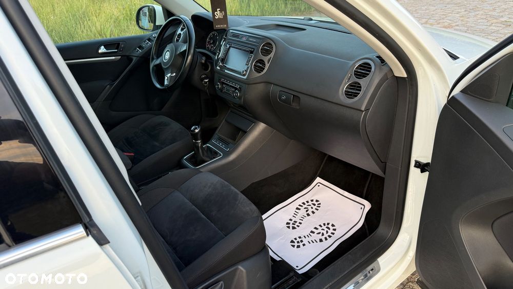 Volkswagen Tiguan 2.0 TDI SCR BlueMotion Technology Sport & Style - 12