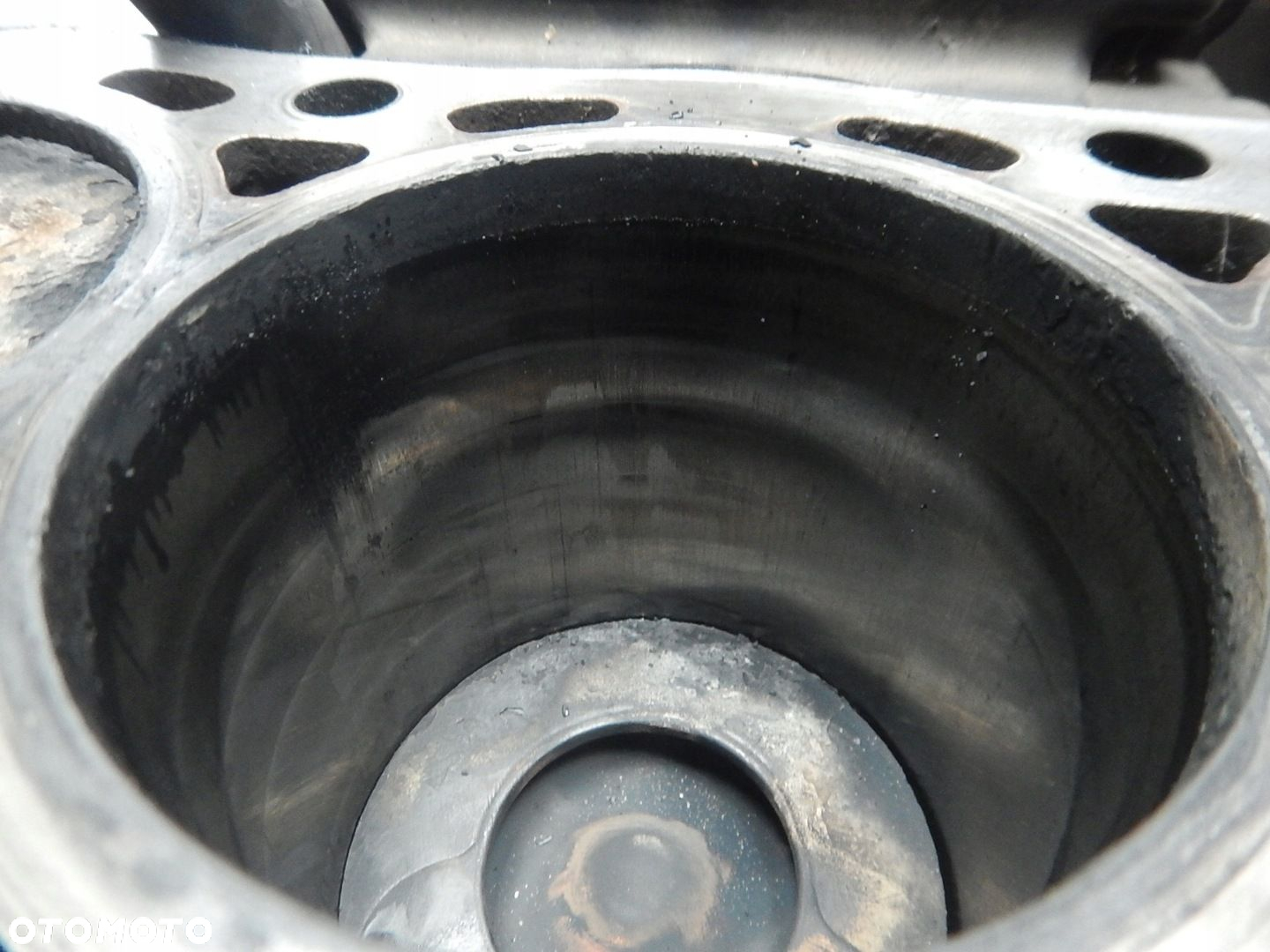 DÓŁ SILNIKA BLOK VOLVO V50 S40 II C30 2.0D 136KM - 15
