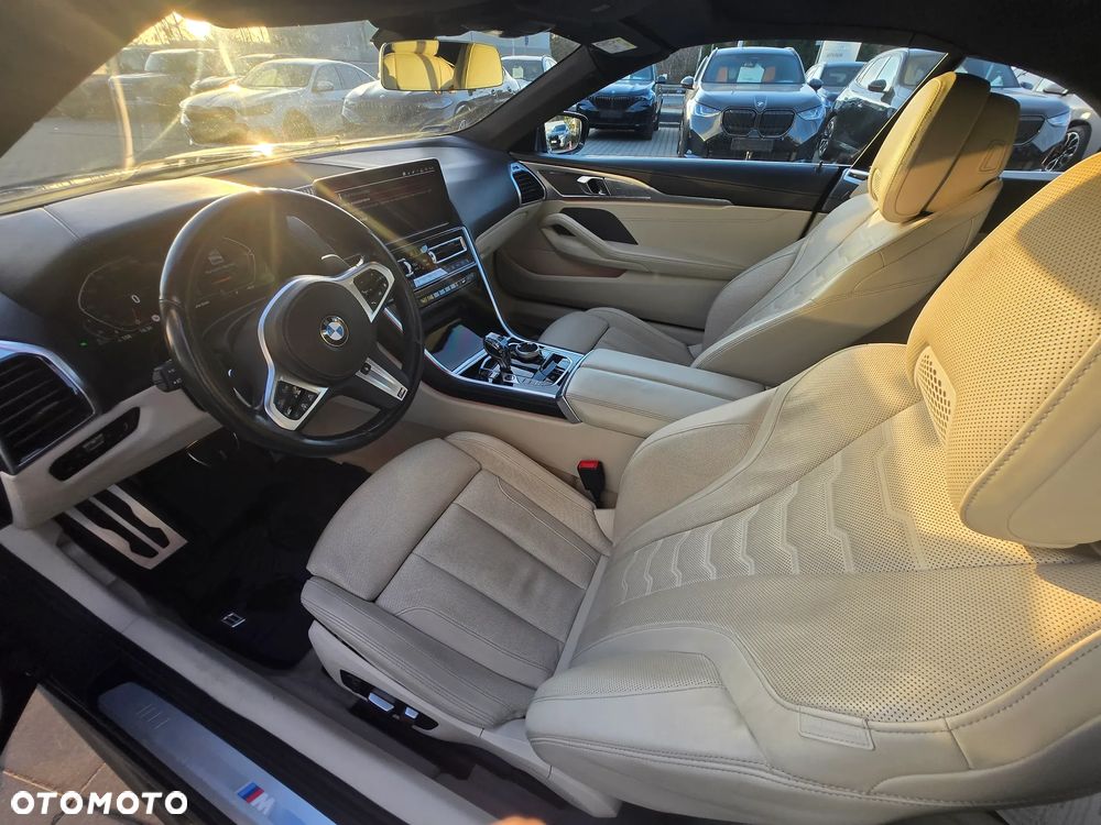 BMW Seria 8 840d xDrive mHEV - 9