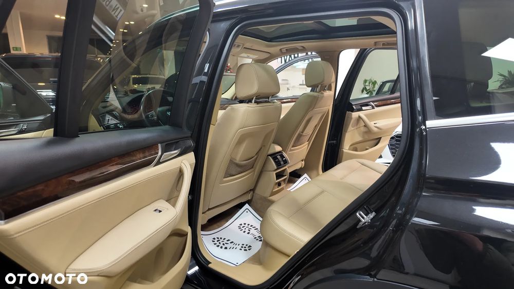 BMW X3 xDrive28i xLine sport - 29