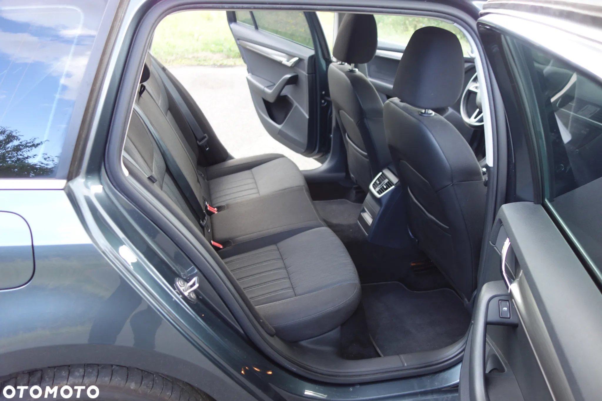 Skoda Octavia 2.0 TDI (Green tec) DSG Ambition - 8