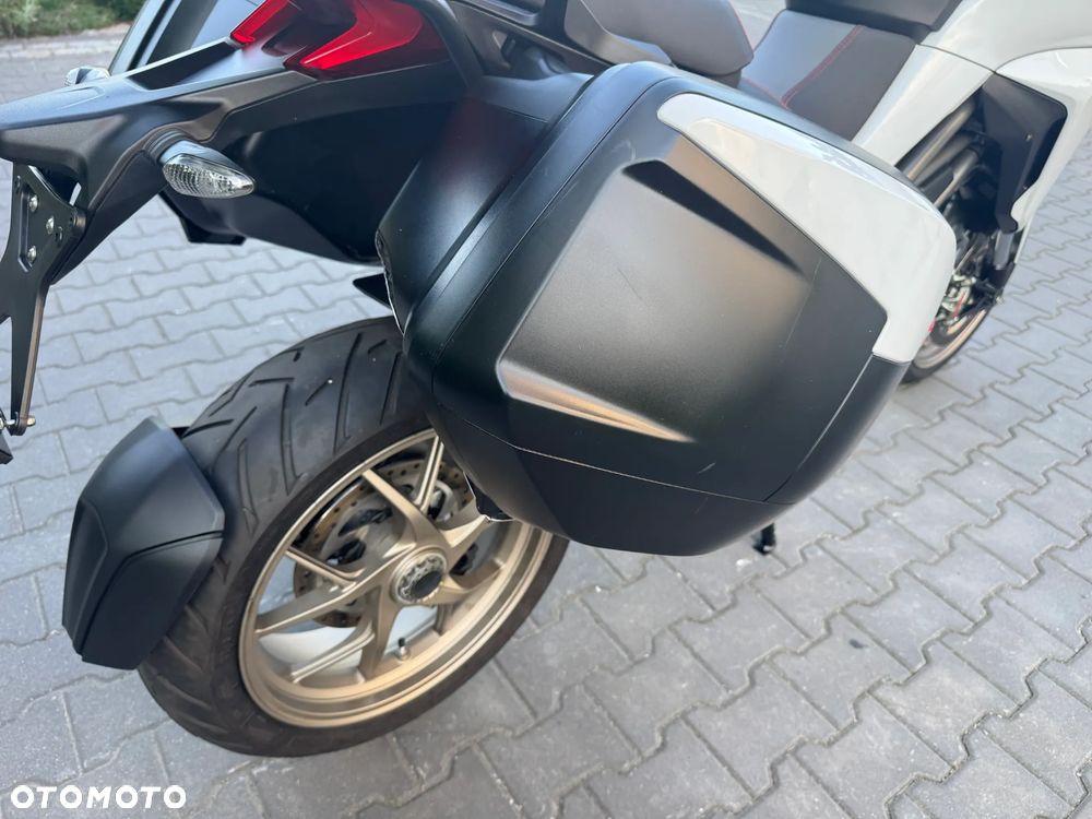 Ducati Multistrada - 26
