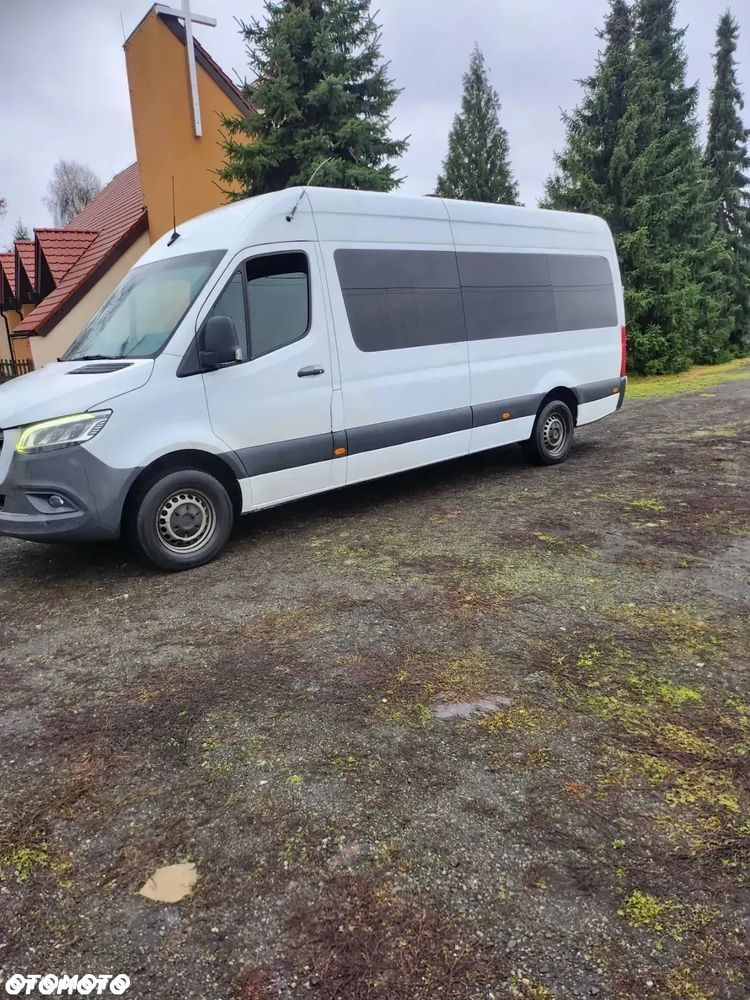Mercedes-Benz Sprinter - 21