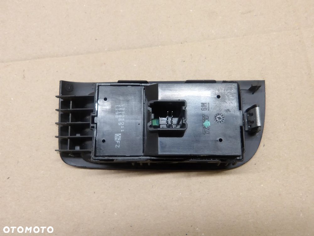 OPEL ZAFIRA C 12-16 2.0D PANEL STEROWANIA SZYB LEWY PRZÓD 13305011 - 2