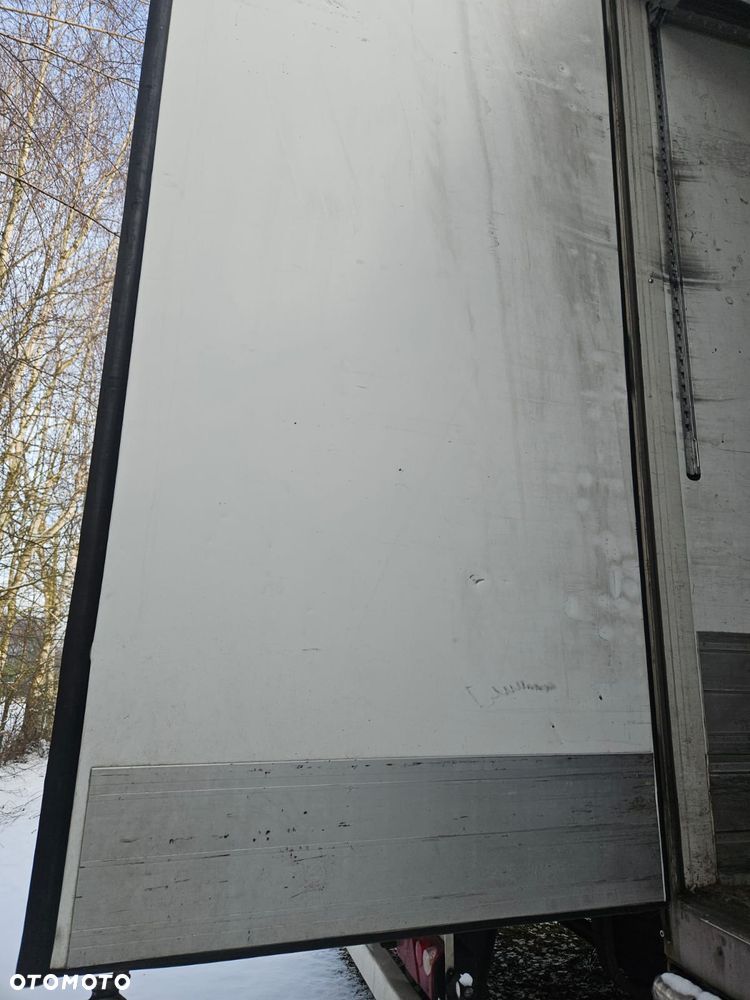 Schmitz Cargobull SKO 24 - 3