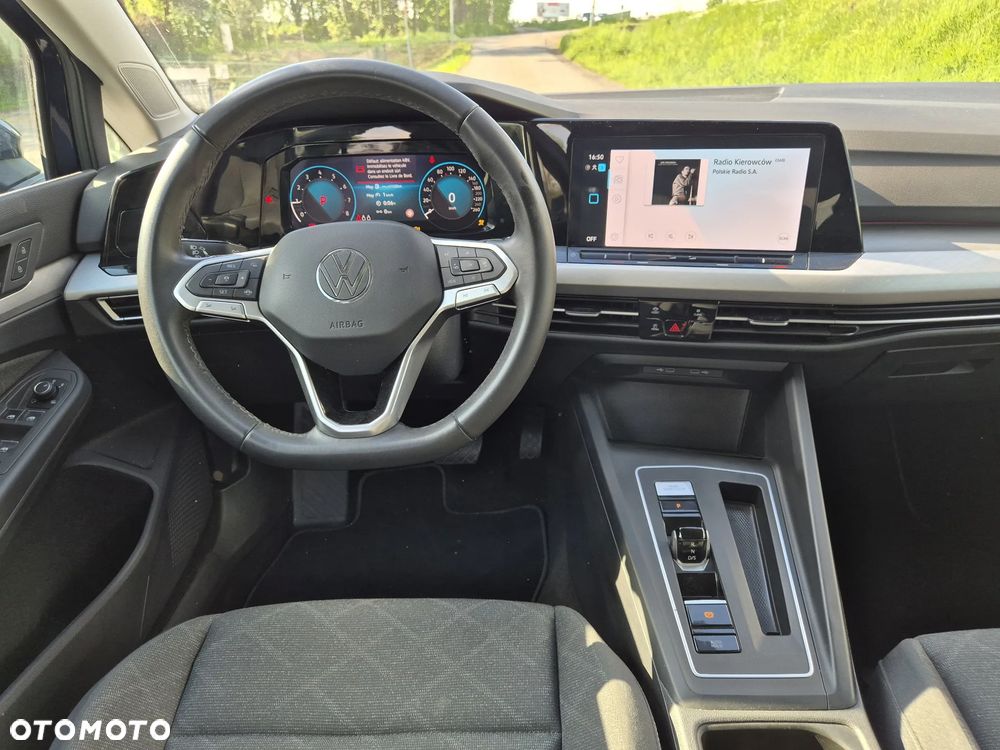 Volkswagen Golf 1.0 eTSI OPF DSG Active - 22