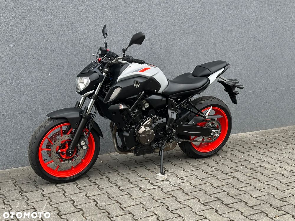 Yamaha MT - 1