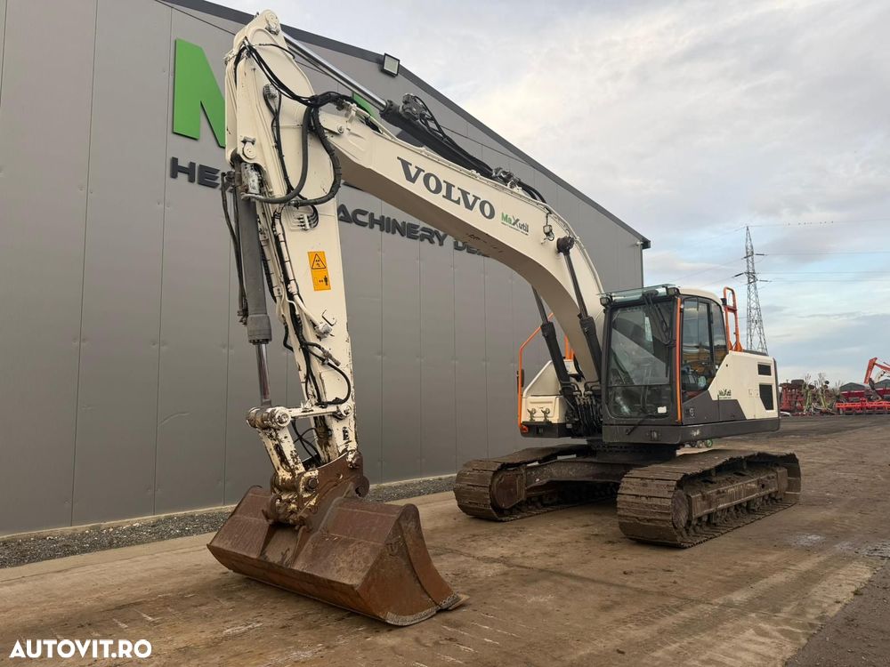 Volvo EC220EL Excavator - 6
