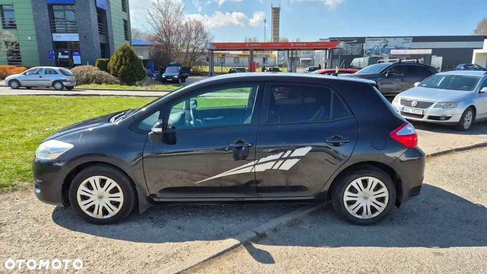 Toyota Auris 1.6 2010 - 1