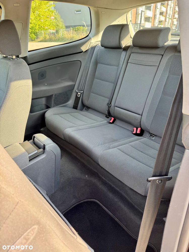 Volkswagen Golf V 1.6 FSI Comfortline - 19