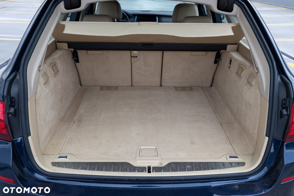 BMW Seria 5 530d Modern Line - 19