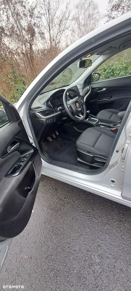 Fiat Tipo 1.6 MultiJet 16v Mirror - 22