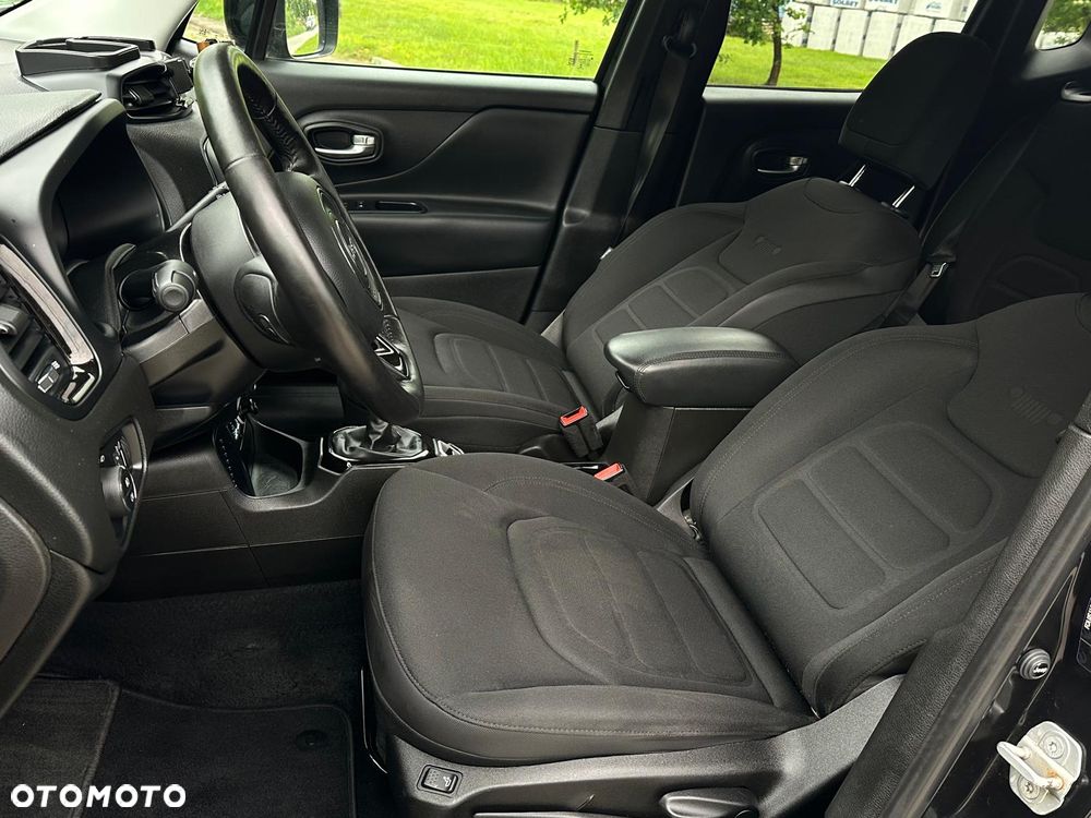 Jeep Renegade - 22