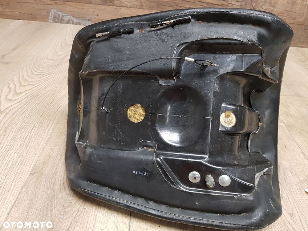 Siedzenie kierowcy Harley Davidson V-rod - 11