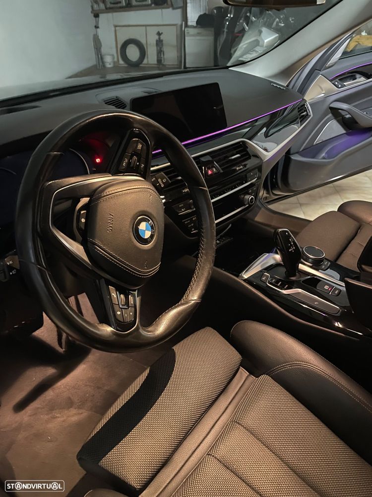 BMW 520 d Aut. Sport Line - 31