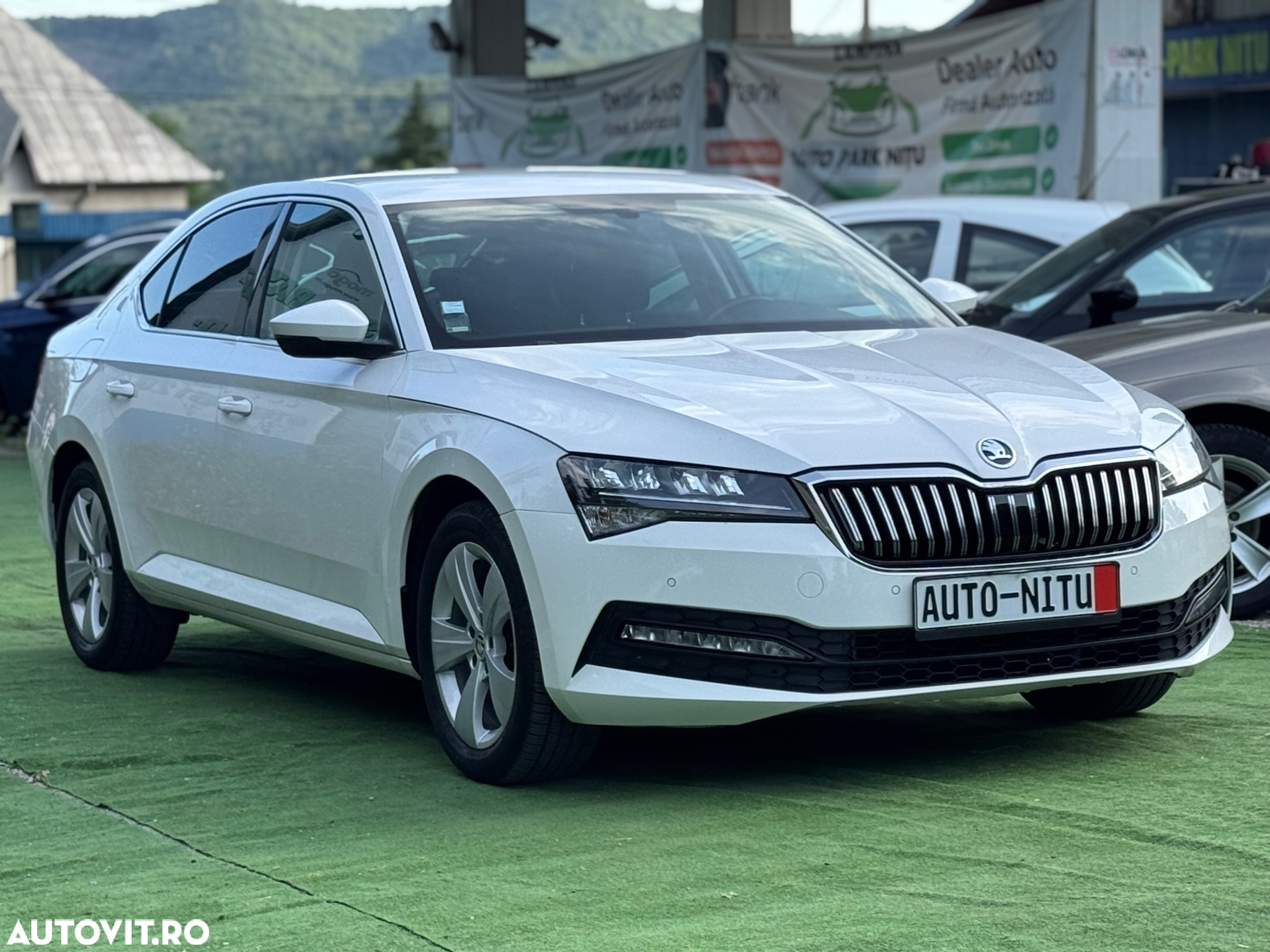 Skoda Superb - 2